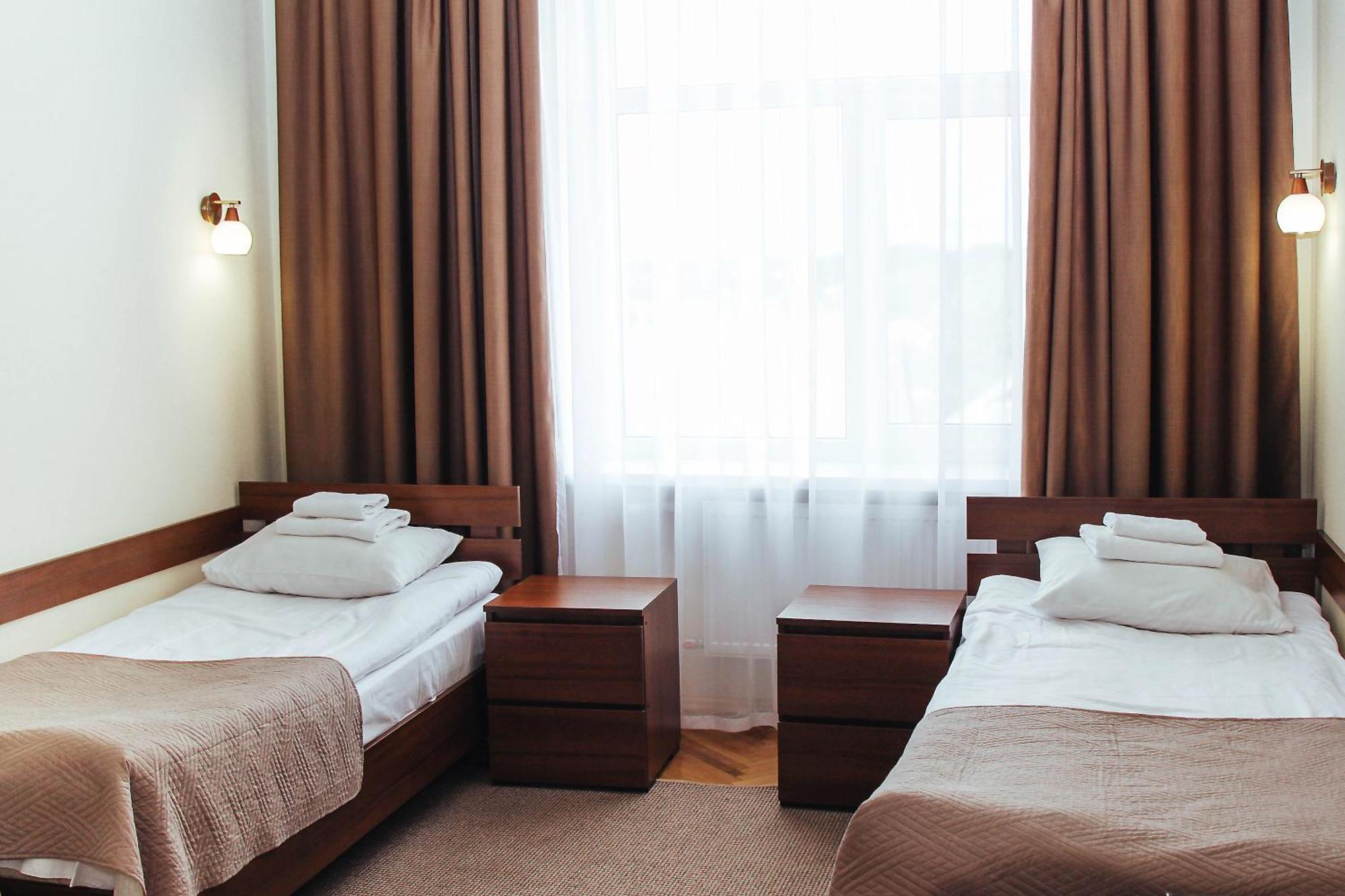 Hotel Sluch Starokostyantyniv Habitación foto
