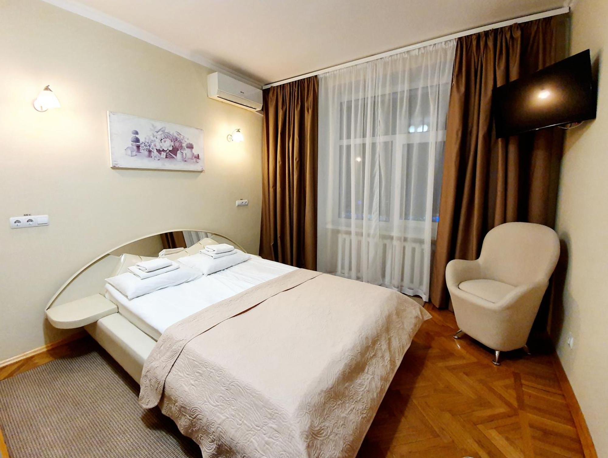 Hotel Sluch Starokostyantyniv Habitación foto