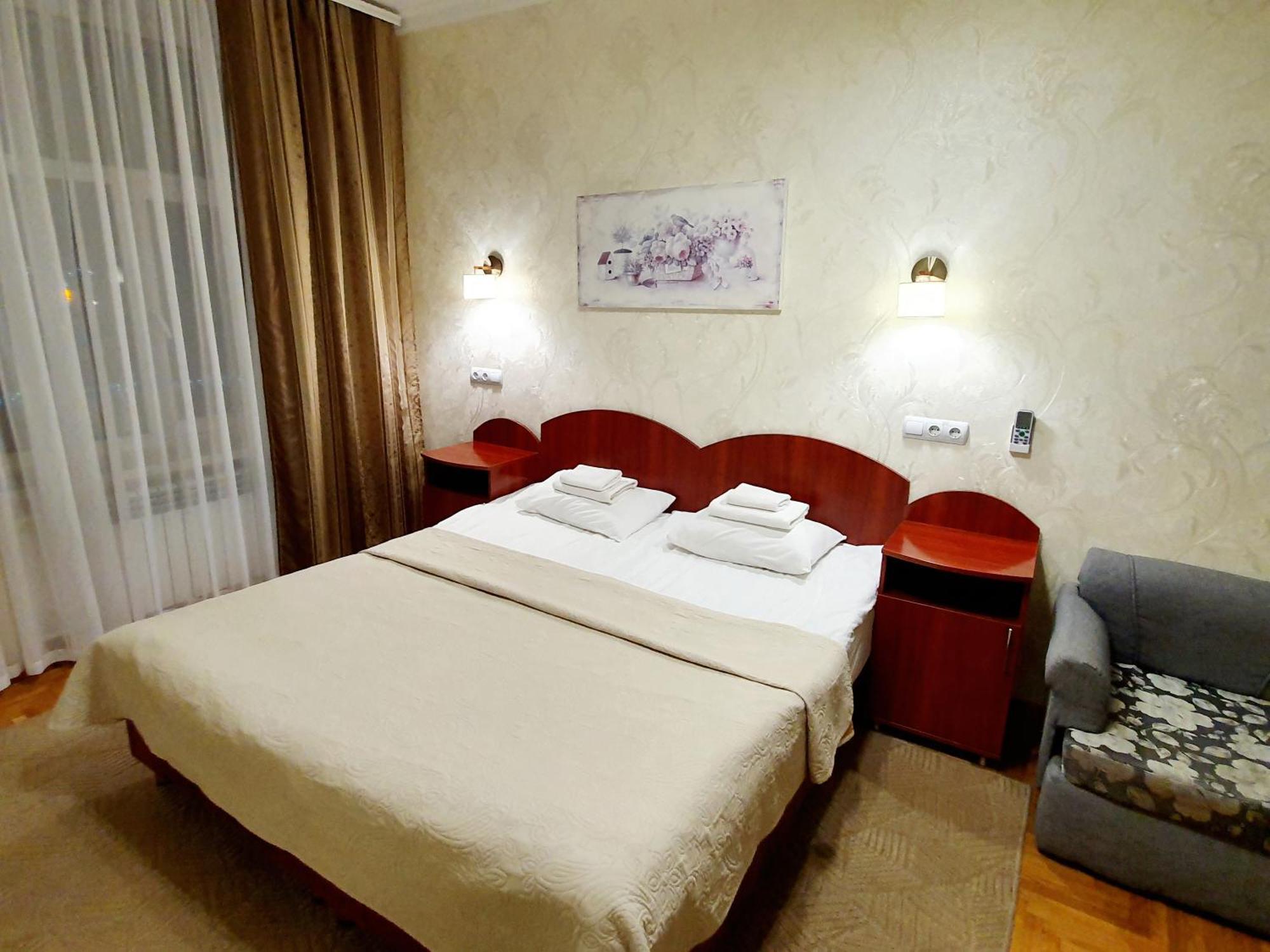 Hotel Sluch Starokostyantyniv Habitación foto