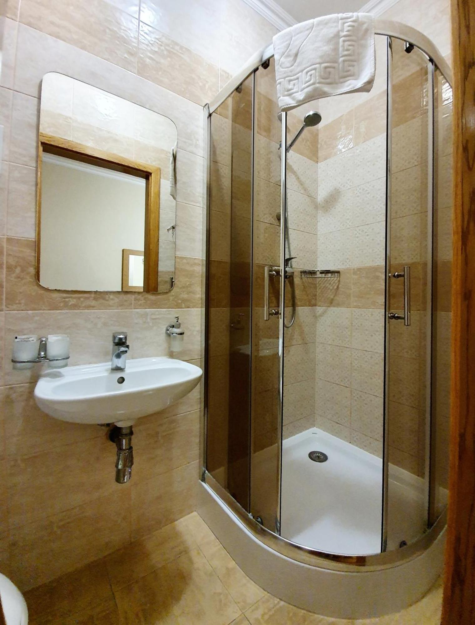 Hotel Sluch Starokostyantyniv Habitación foto