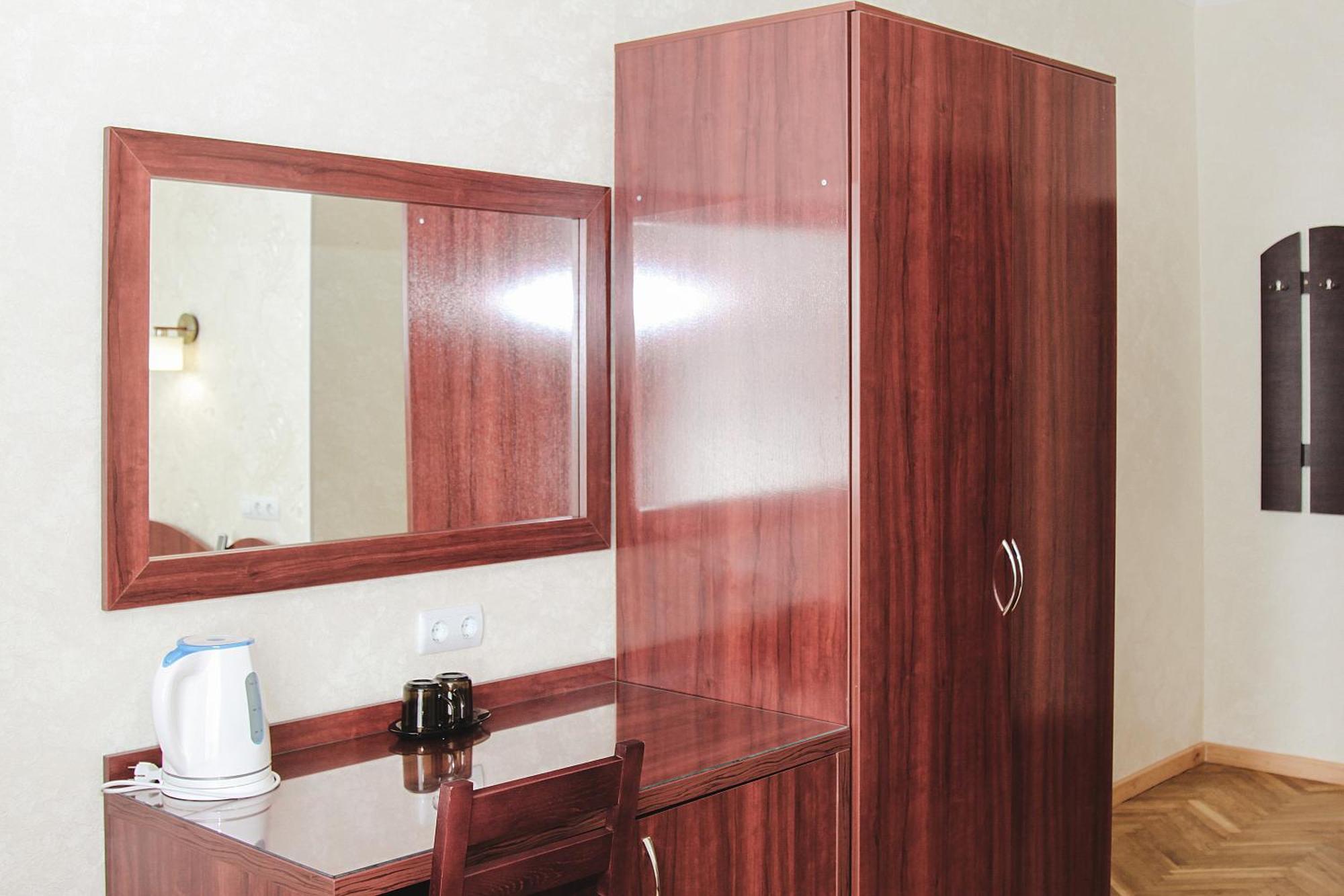 Hotel Sluch Starokostyantyniv Habitación foto
